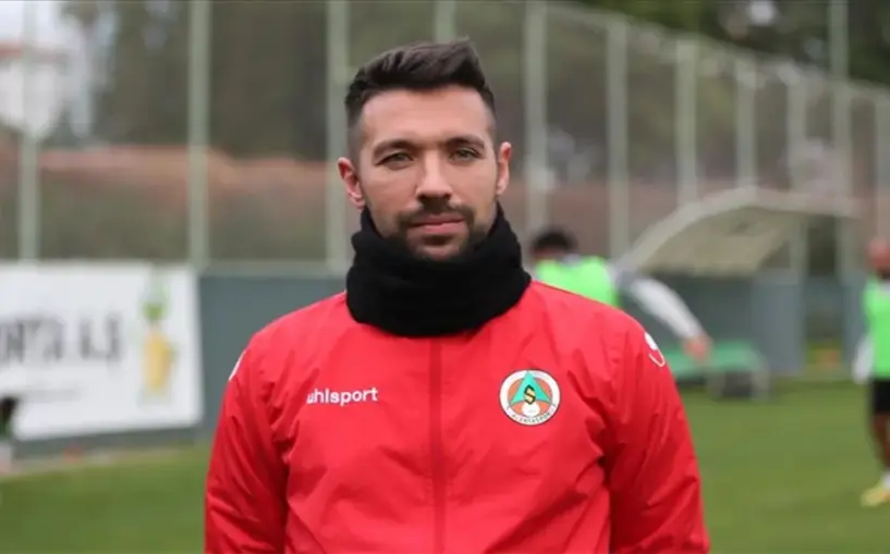 Fransız ekibi Nice, teknik direktörlüğe Farioli'yi getirdi