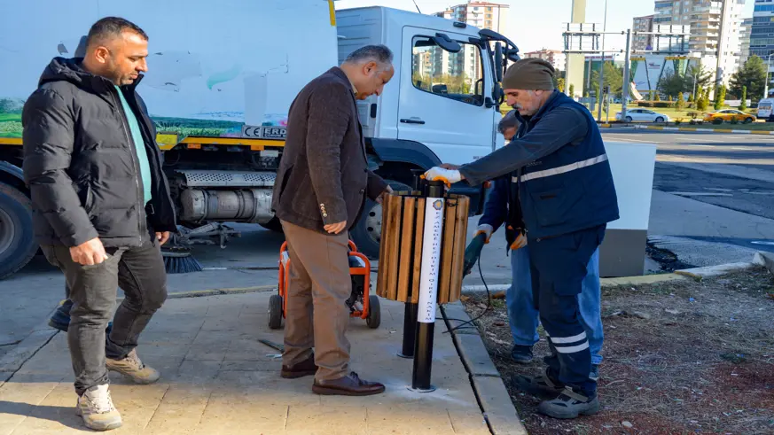 Diyarbakır’da ana arterlere 4 bin çöp kovası yerleştiriliyor