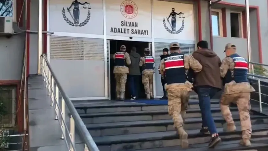 Diyarbakır'da terör operasyonu; 4 gözaltı 