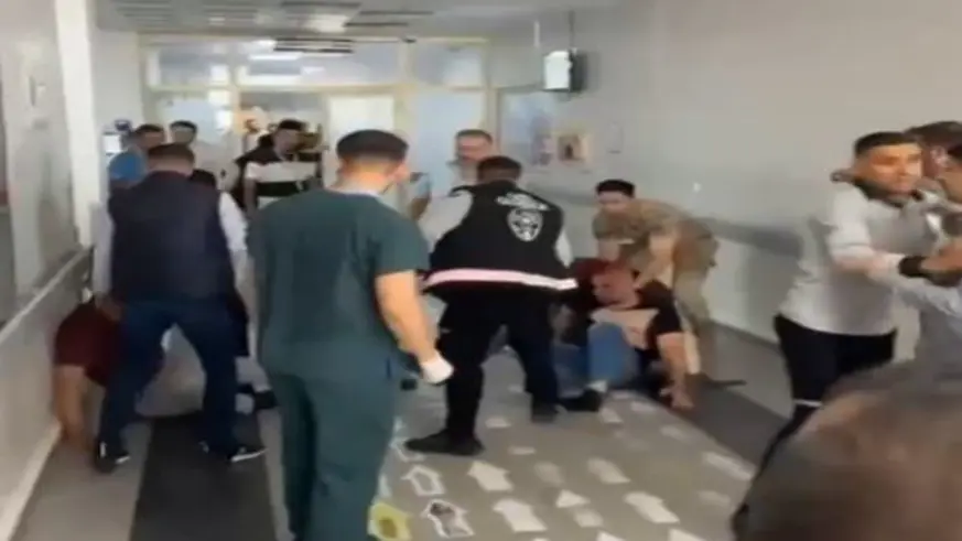 Hastane acilinde tekme tokat kavga