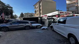 Freni arızalanan kamyon 15 araca çarptı