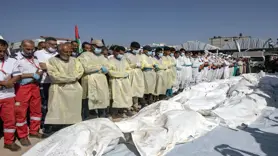 54 cenaze toplu mezara defnedildi