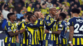 Puan farkını 1'e indirdi