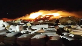 Diyarbakır'da preslenmiş 102 ton saman yandı