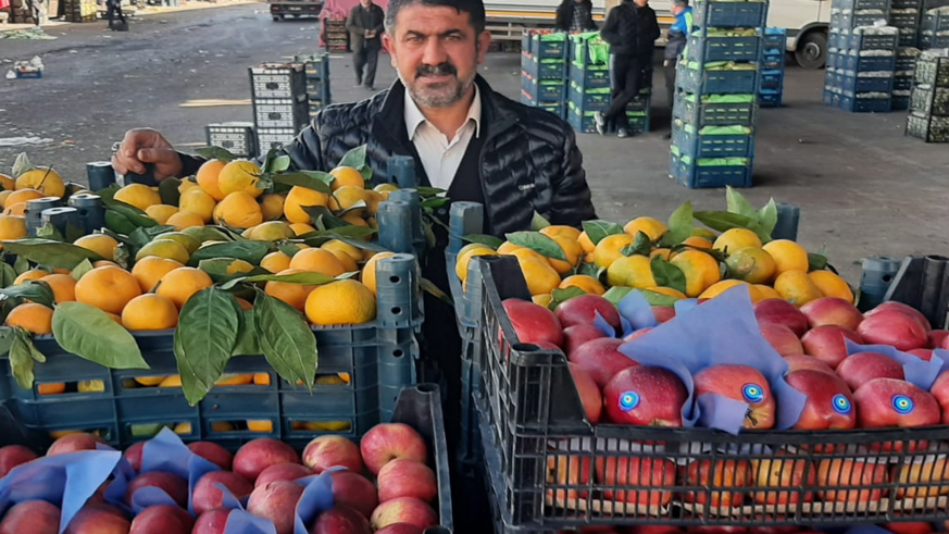 DİYARBAKIRLILAR ELMAYI ÇOK SEVDİ