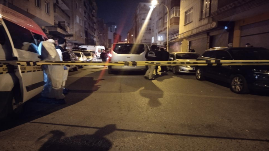 Cinnet geçiren adam, oğlu ve kardeşini öldürdü