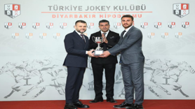 Eğil Belediye Başkanlığı koşusunu ‘Menabinoğlu’ kazandı