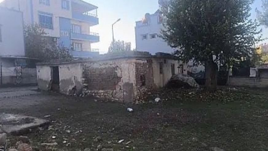 Kendisini kaçırılmış olarak gösterip ailesinden fidye istedi