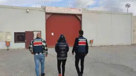 Haklarında arama kaydı bulunan 3 kişi yakalandı
