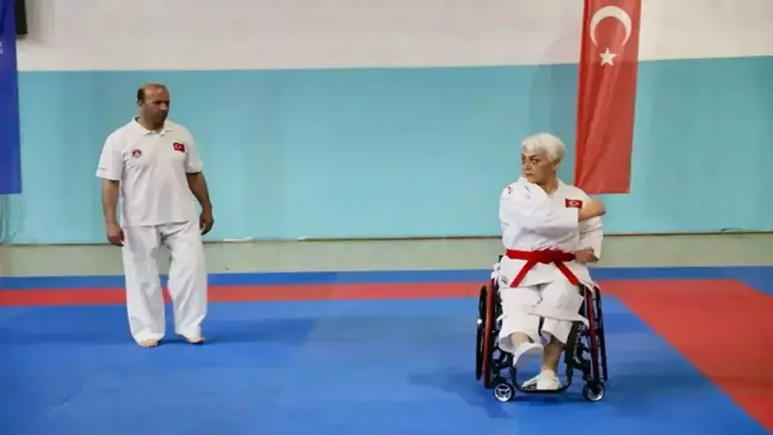 Para-karatede hedef; 4’te 4