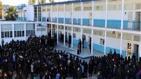 KKTC'de liselerde başörtüsü serbest bırakıldı
