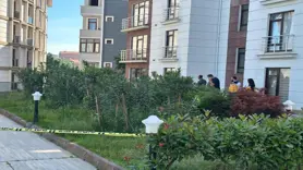 Genç kadın apartman önünde ölü bulundu