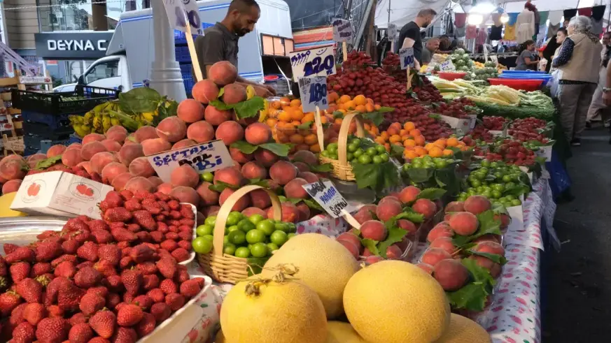 Meyveye el değmiyor