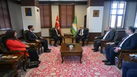 Davutoğlu, Yapıcıoğlu'nu ziyaret etti