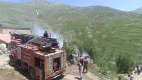 Evde çıkan yangında bir çocuk hayatını kaybetti