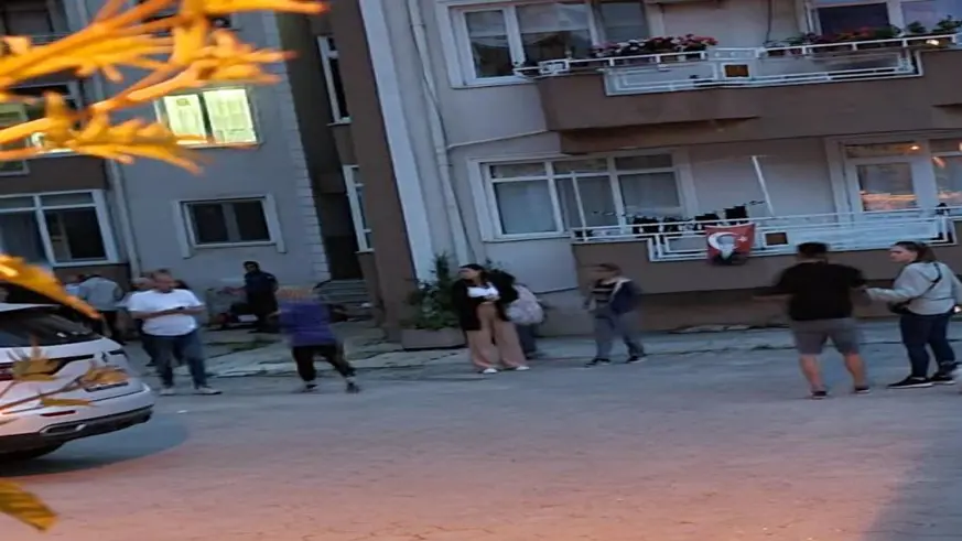 Cam silen kadın düşerek hayatını kaybetti