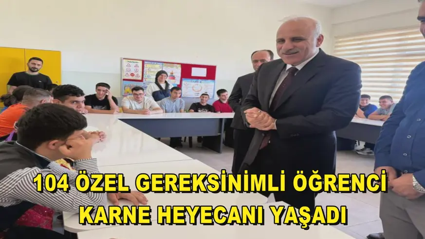 Diyarbakır'da 104 özel gereksinimli öğrenci karne heyecanı yaşadı