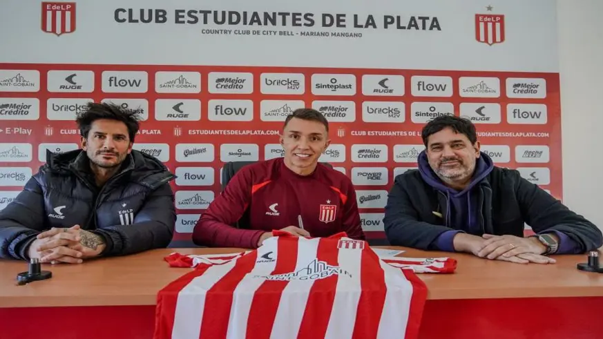 Fernando Muslera, Estudiantes ile sözleşme imzaladı