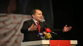 Erbakan, partisinin Denizli kongresinde konuştu