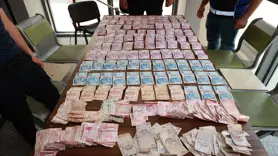 Dilencinin üzerinden 20 bin 575 lira çıktı