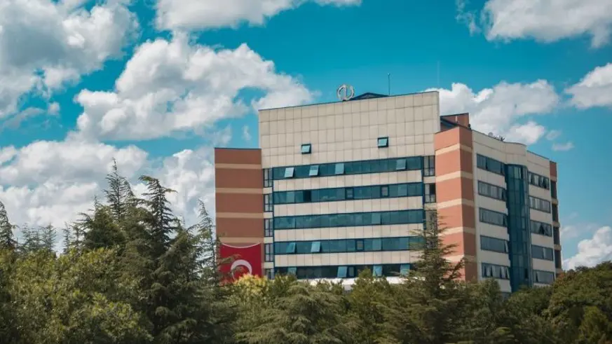 Açıköğretim'de programlar devam ediyor