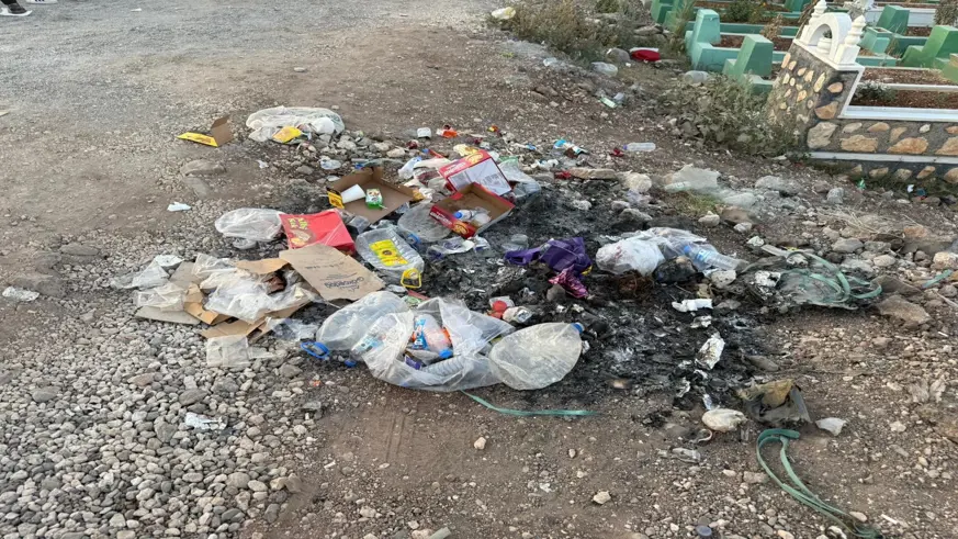Mezarlıktaki kirlilik tepkisi!