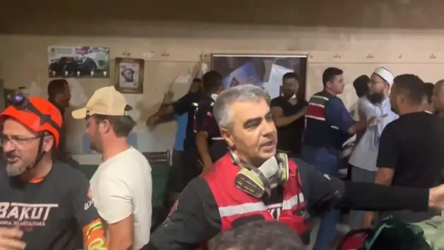 Yangın yerinde hırsızlık iddiası ortalığı karıştırdı