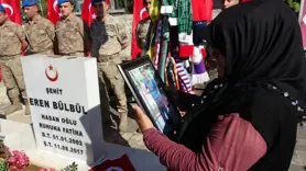 Şehadetinin 8. yılında mezarı başında anıldı