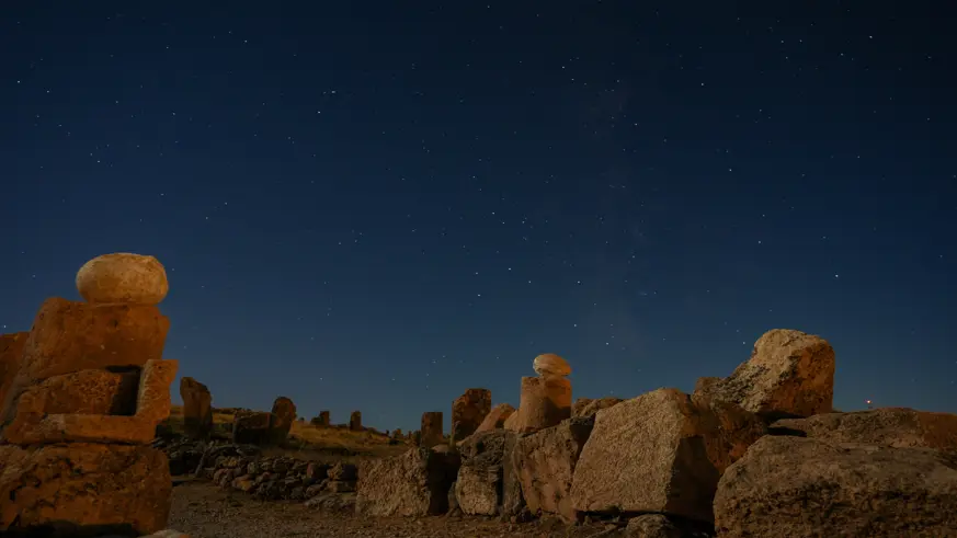 Tarihi Zerzevan Kalesi'nde Perseid meteor yağmuru ve Samanyolu Galaksisi izlendi