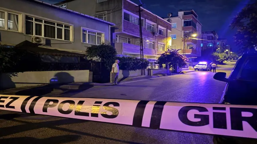 Satırla boğazı kesilerek öldürüldü