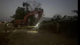 Devrilen ağacın altında kalan kişi öldü