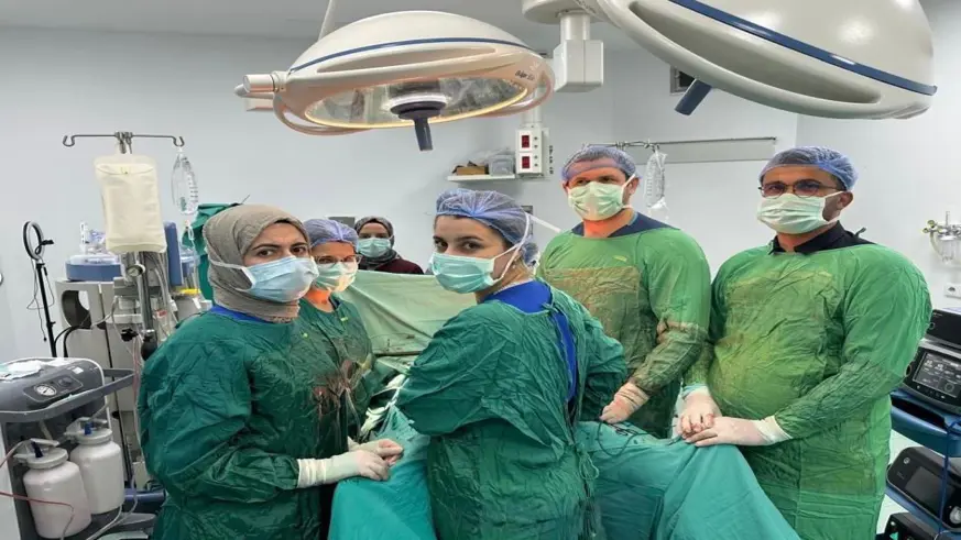 Diyarbakır'da 6,5 kiloluk kitle başarıyla çıkarıldı