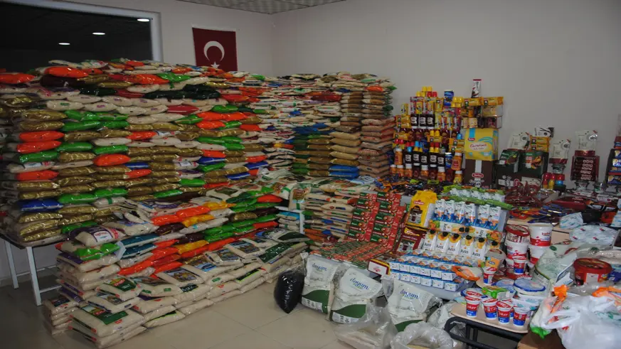 Yaklaşık 2 ton kurtlanmış pirinç ele geçirildi
