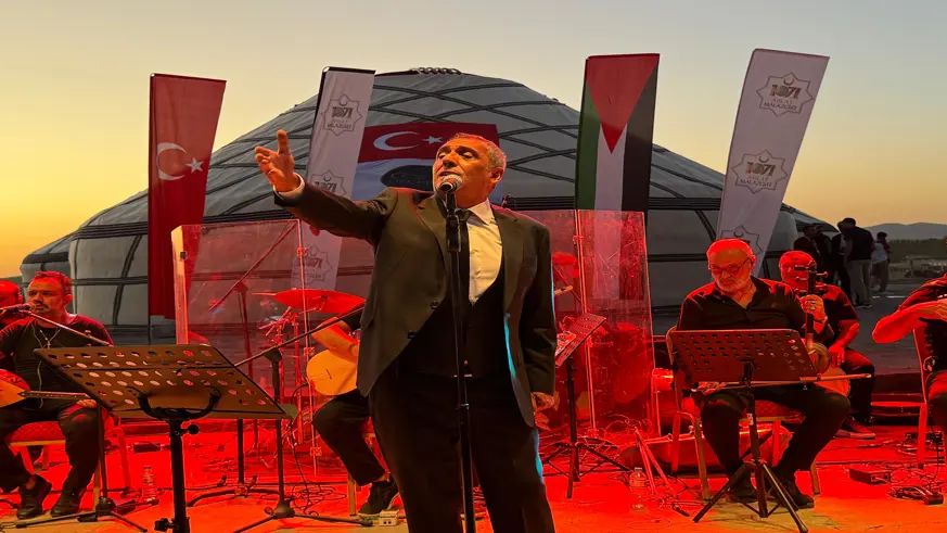 Yavuz Bingöl, Malazgirt'te sahne aldı