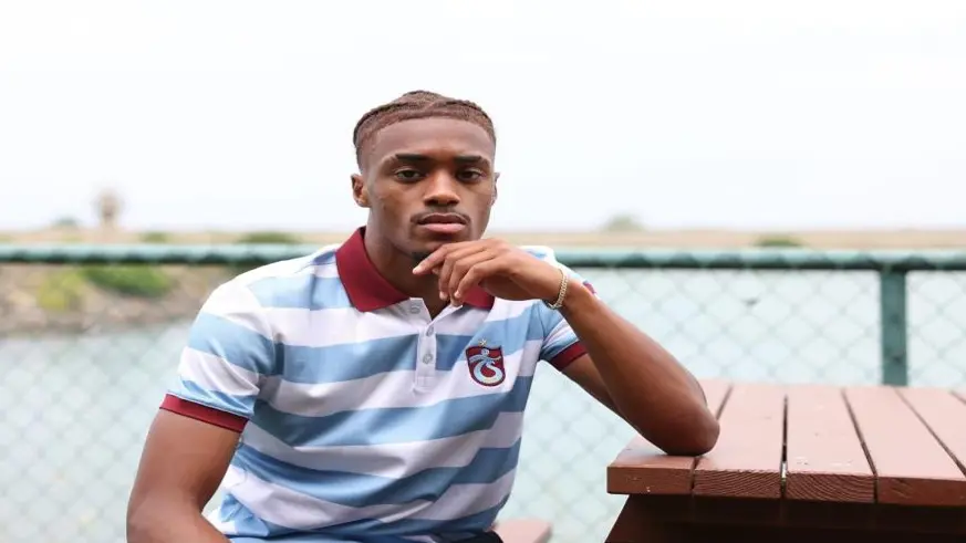 Trabzonspor'da iz bırakan sağ bekler arasına girmeliyim