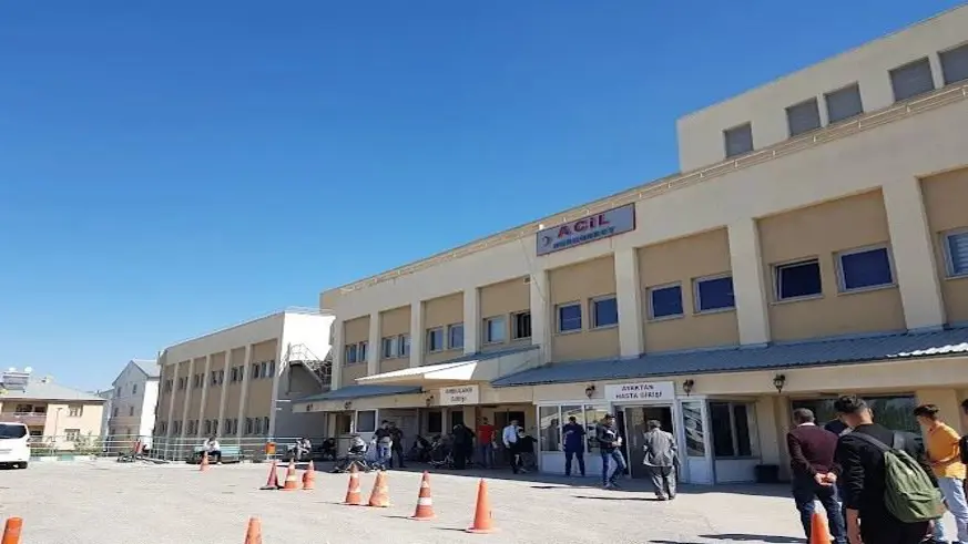 Elektrik akımına kapılan 1 kişi öldü, 1 kişi yaralandı