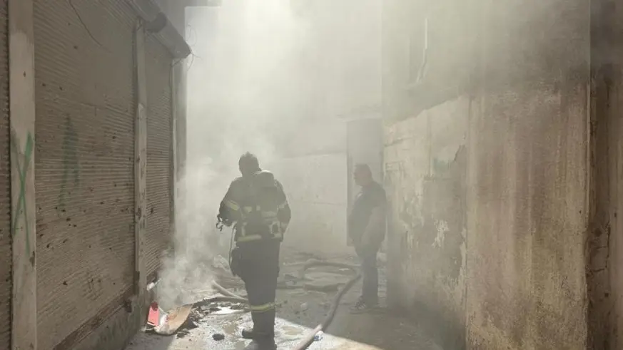 Ayakkabıların bulunduğu depodaki yangın