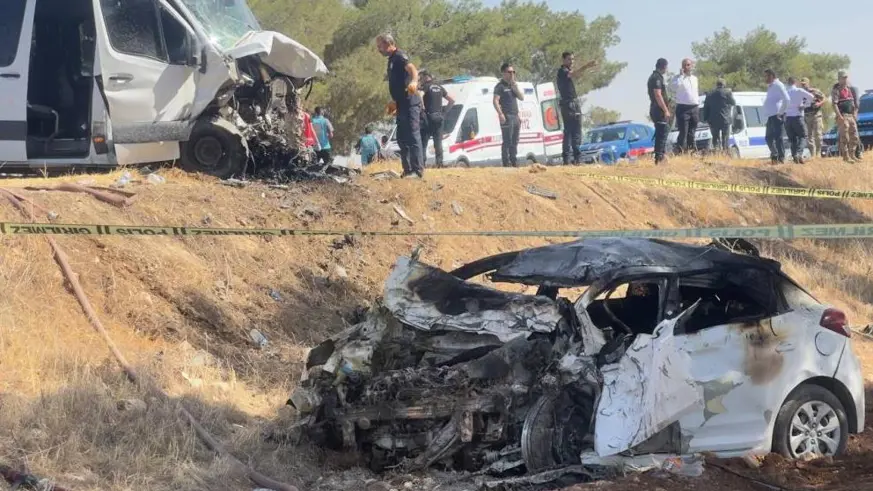Genç sürücü yanarak hayatını kaybetti