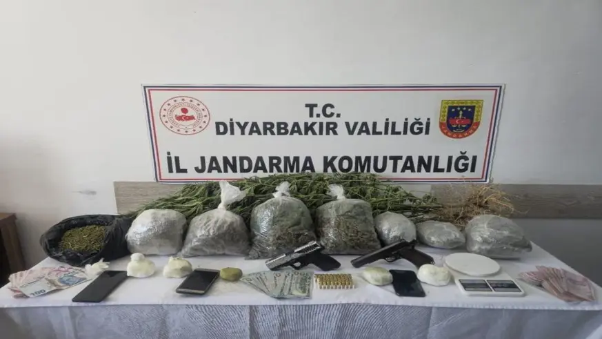 Diyarbakır’da 45 kilo esrar ele geçirildi