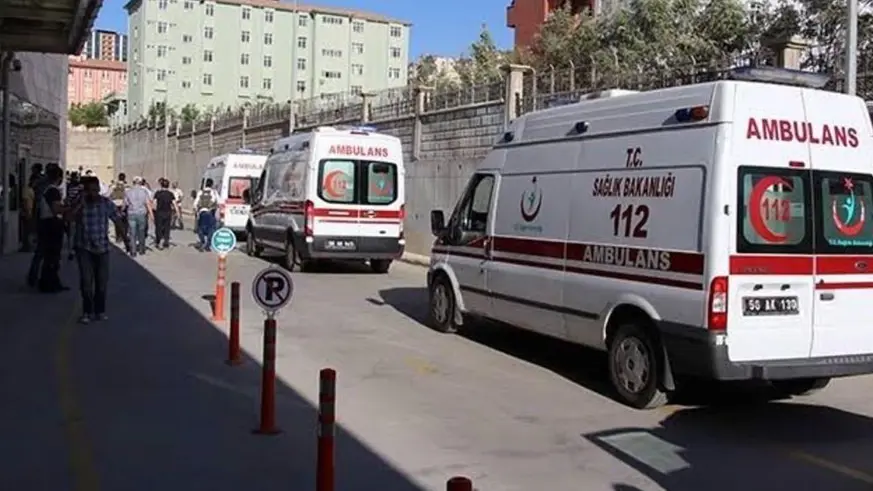 Cami terasından düşerek hayatını kaybetti