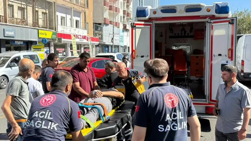 Otomobilin çarptığı yaya ağır yaralandı