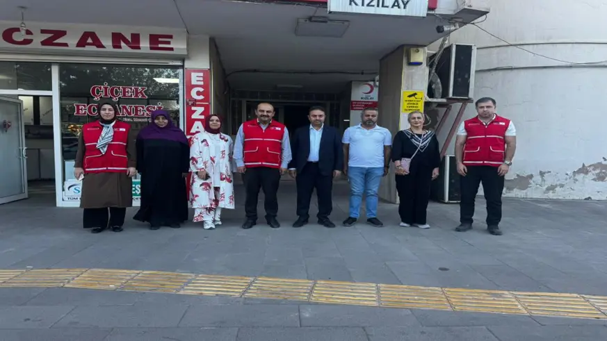 KAN BAĞIŞINDA BULUNDU, DUYARLILIK ÇAĞRISI YAPTI 