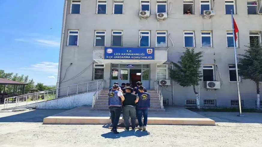 Diyarbakır'da 47 kişi yakalandı