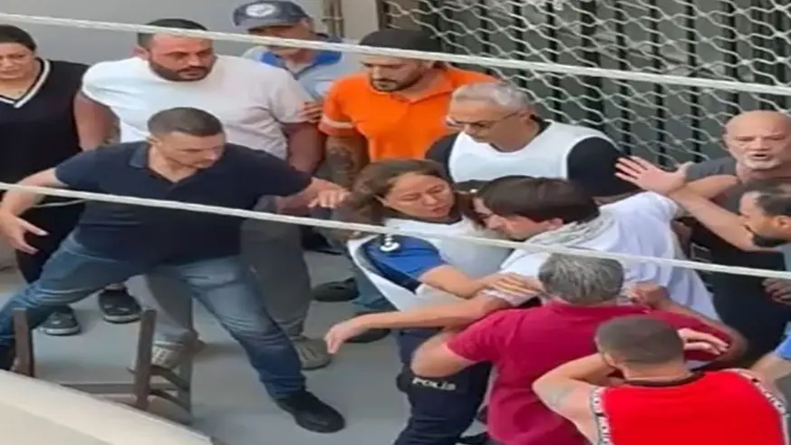 Vatandaşlar saldırganı linç etmek istedi