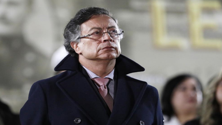 Kolombiya'yı savunmak için elime silah almaya hazırım