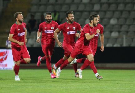 Futbolculara Ceza Yağdırıldı