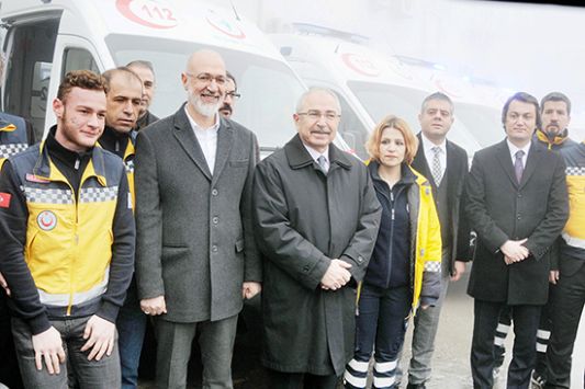 Mardin'e 8 yeni ambulans