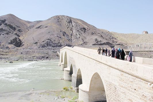 Tarihi Palu Köprüsü ziyaretçilerini bekliyor