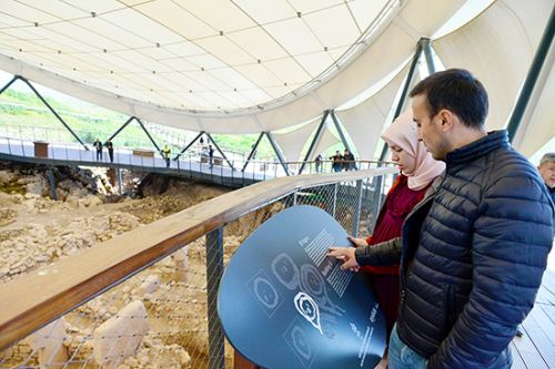 Göbeklitepe'ye ziyaretçi akını