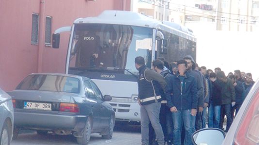 Mardin merkezli FETÖ operasyonuna 5 tutuklama